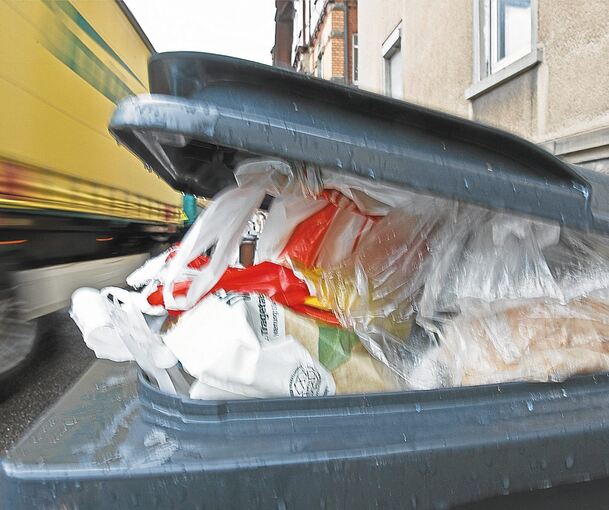 Die Müllgebühren steigen erneut deutlich – der vierköpfige Musterhaushalt zahlt 13,7 Prozent mehr. Archivfoto: Holm Wolschendorf
